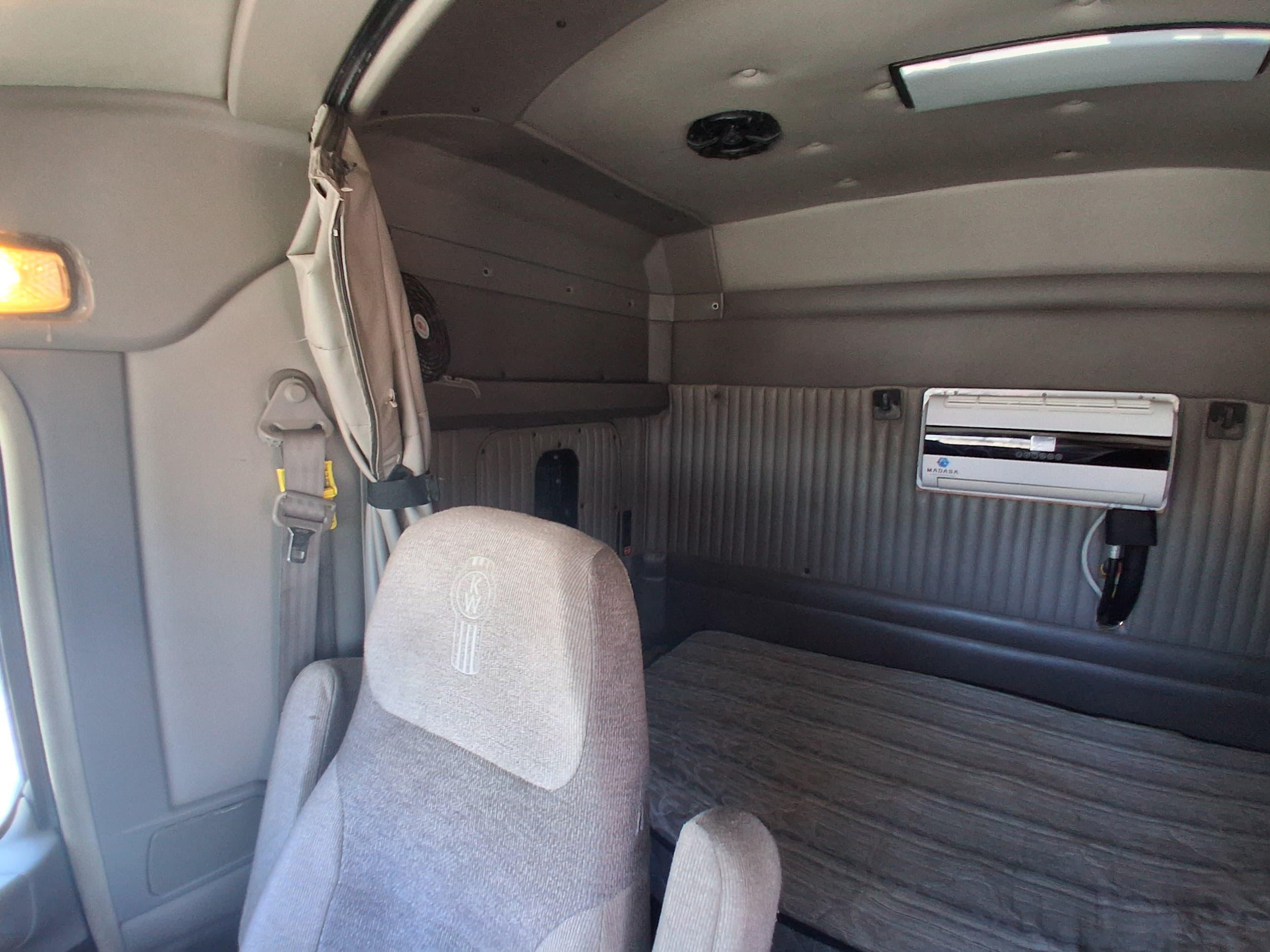 Kenworth T660 MX13 Paccar